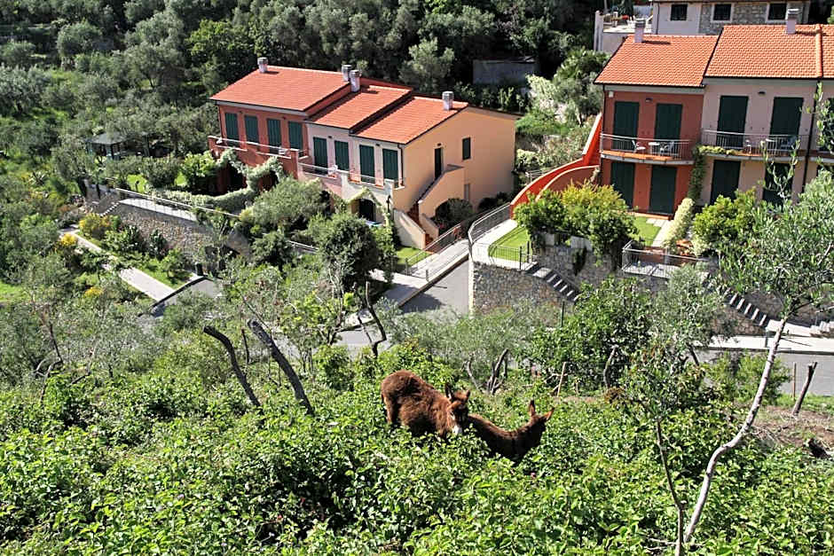 Baia Blu RTA Residence