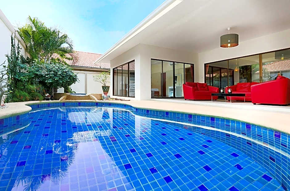 Avoca Pool Villas
