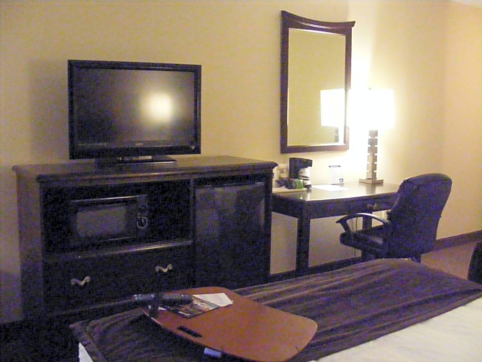SureStay Plus Hotel by Best Western Albany Airport