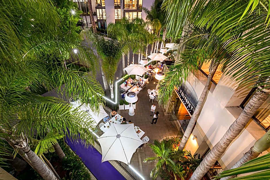 Avenue of the Arts Costa Mesa, a Tribute Portfolio Hotel
