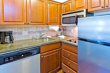 King Studio Suite with Sofa Bed