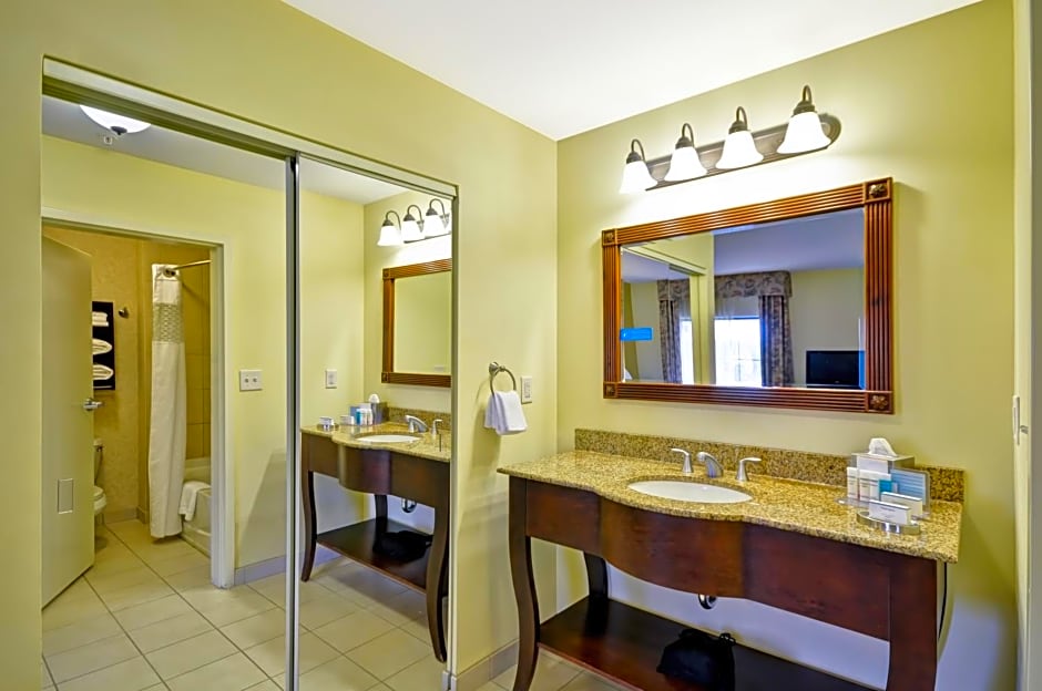 Hampton Inn & Suites North Charleston-University Boulevard