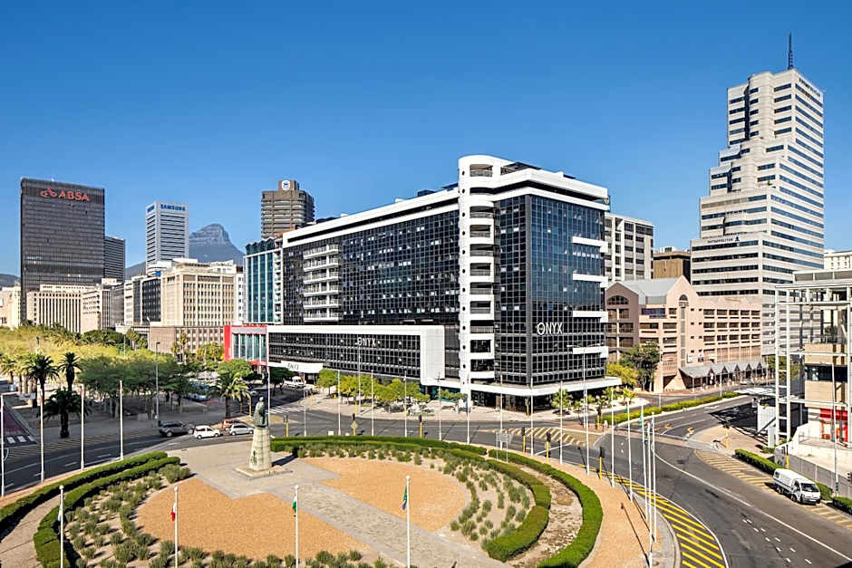 Onyx Apartment Hotel