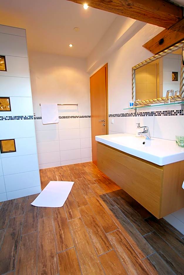 Weinhotel / Gasthaus zur Sonne