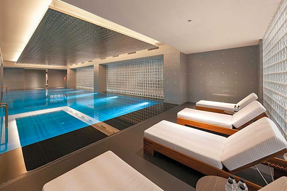 Flow and Co. Qingdao, Autograph Collection