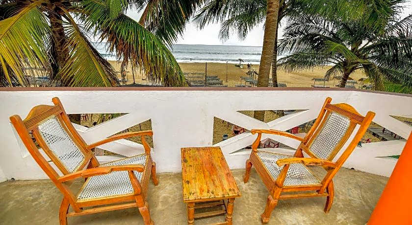 International Beach Hotel & Restaurant