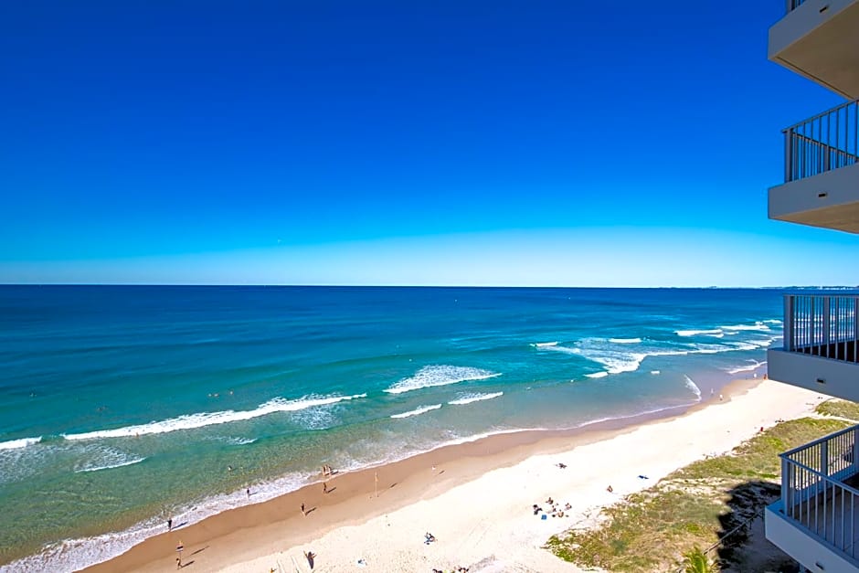 Beachside Tower Apartment