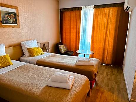 Twin Room with Balcony