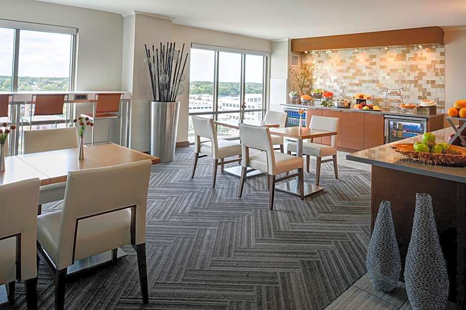 Newport News Marriott At City Center
