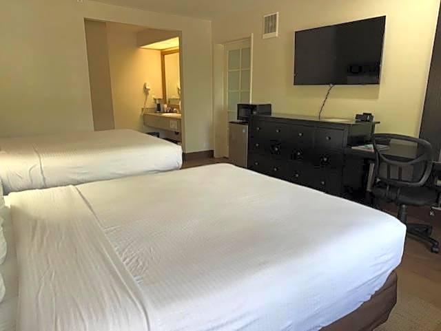 Stanford Inn And Suites Anaheim
