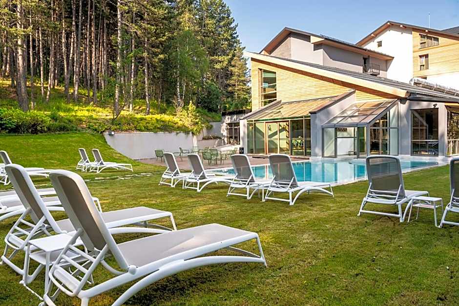 Kashmir Wellness & SPA Hotel Adults Only