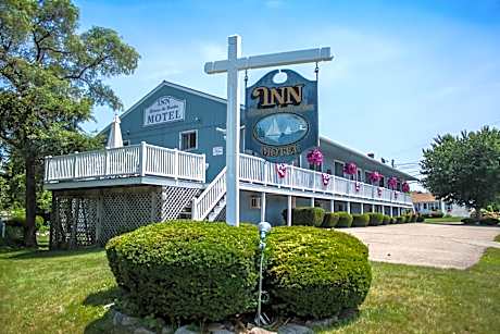 Inn Between the Beaches & Villager