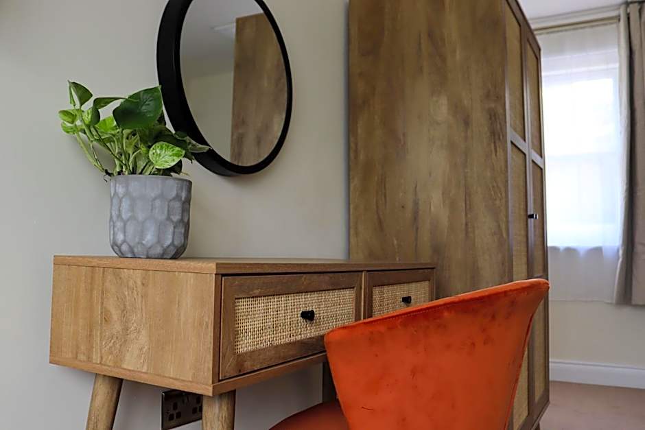 Orange Grove Hotel & Gardens