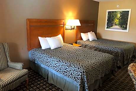 2 Queen Beds Non-Smoking