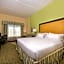 Holiday Inn Express and Suites Dickson City By IHG