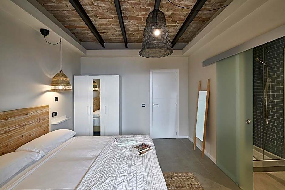 AinB Eixample-Miro Apartments