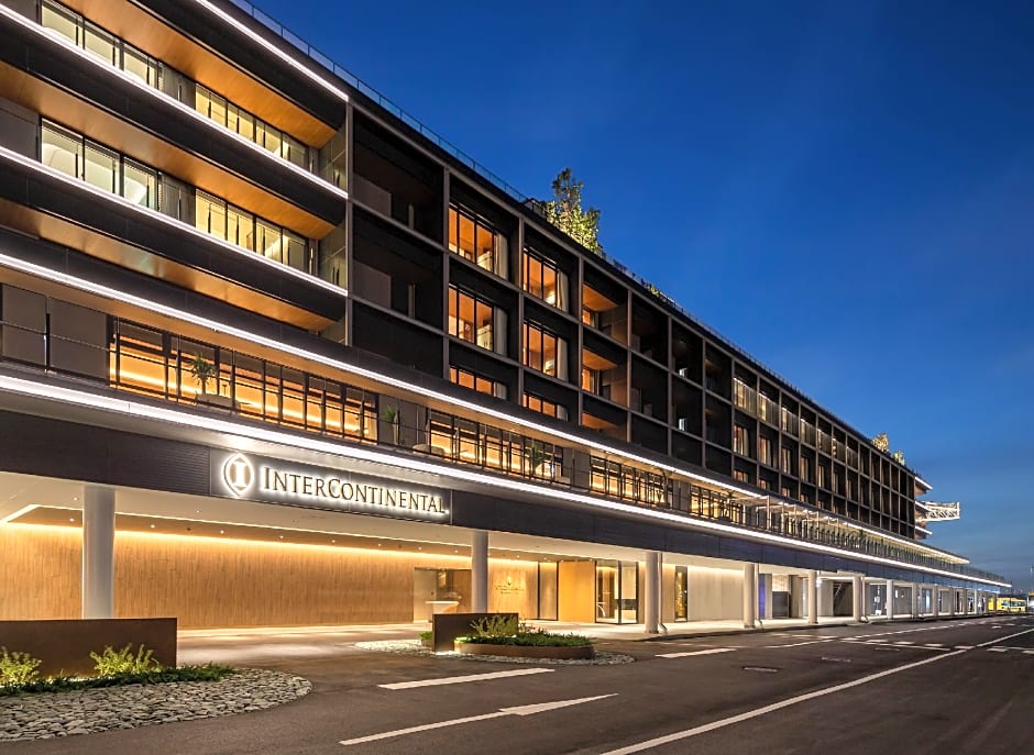 Intercontinental Yokohama Pier 8 By IHG
