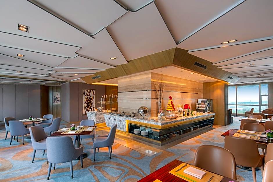 Crowne Plaza Dalian Sports Center by IHG