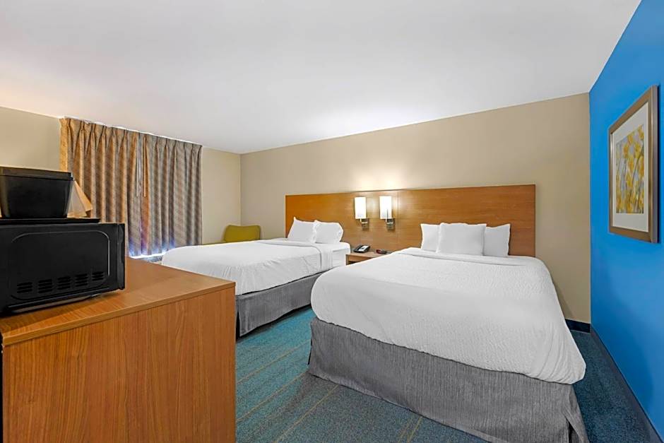Sleep Inn & Suites Altoona North