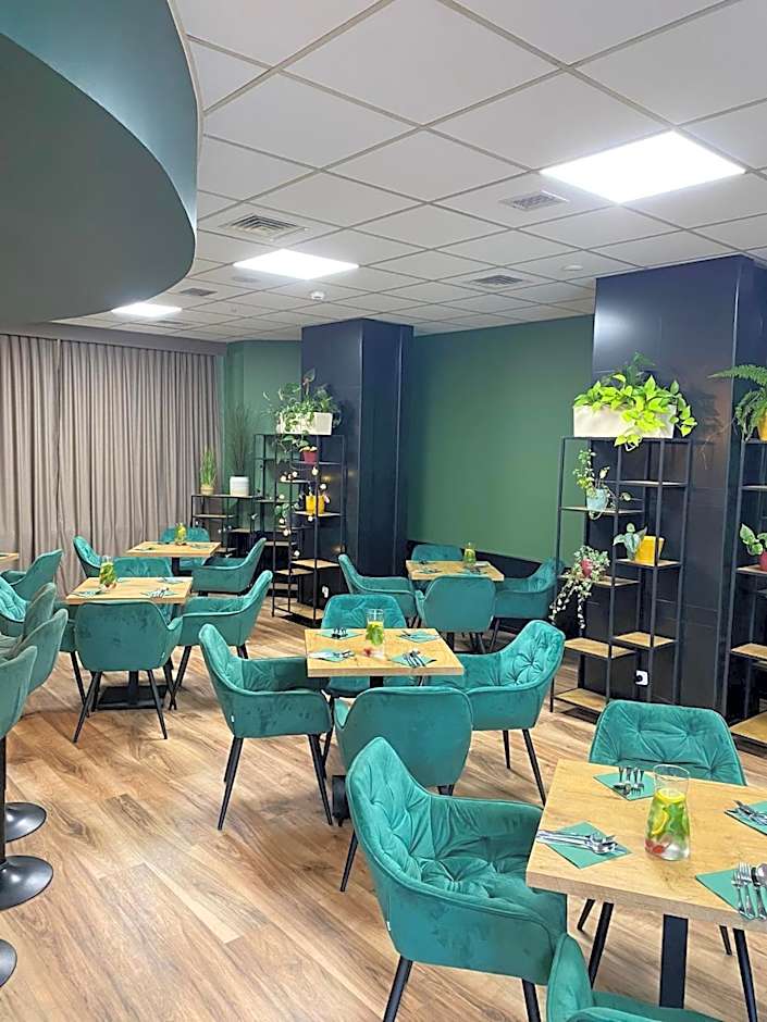 CKS Warszawa (Centrum Konferencyjno-Szkoleniowe CS Natura Tour)