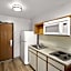 Days Inn & Suites by Wyndham Rochester South