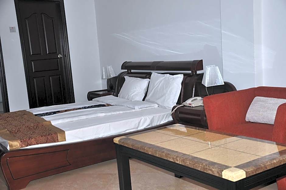 Biraj International Hotel