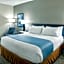 Wingate by Wyndham Hurricane WV