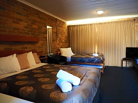 Studio with Park View