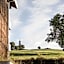 La Paula Apartments & Suites