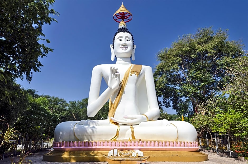 Chilli Hotel & Restaurant