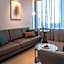 Next Hotel Melbourne, Curio Collection by Hilton