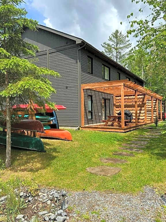 Condos Kamik Tremblant by Manitonga