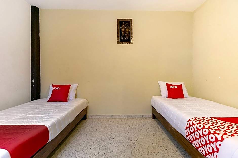 OYO Hotel Emperador