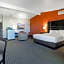 La Quinta Inn & Suites by Wyndham Tucson Reid Park