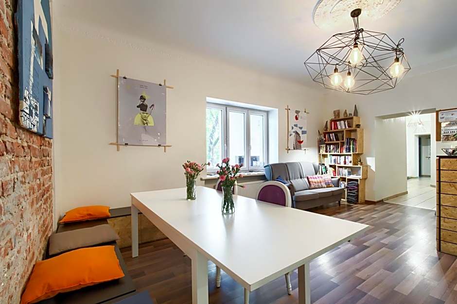 Lull Hostel