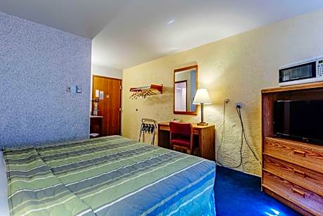 Double Room - Disability Access - Non-Smoking