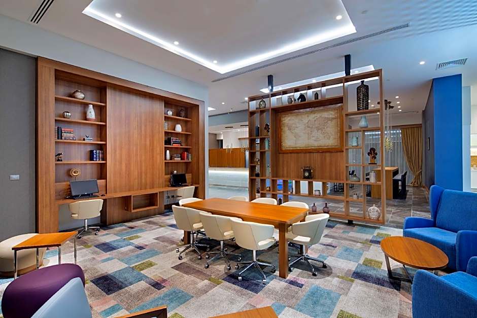 Hampton by Hilton Kocaeli Symbol