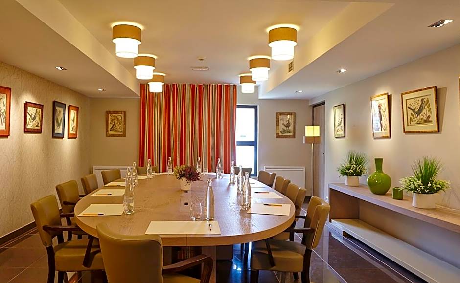 Hôtel Les Herbes Folles