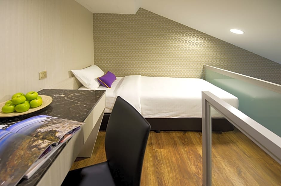 V Hotel Bencoolen Singapore Singapore Rates From Sgd103