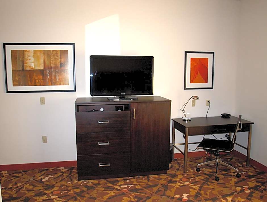 Baymont by Wyndham Hobbs