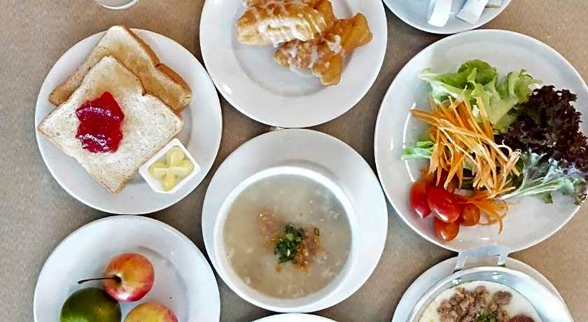 Mayflower Grand Hotel Korat