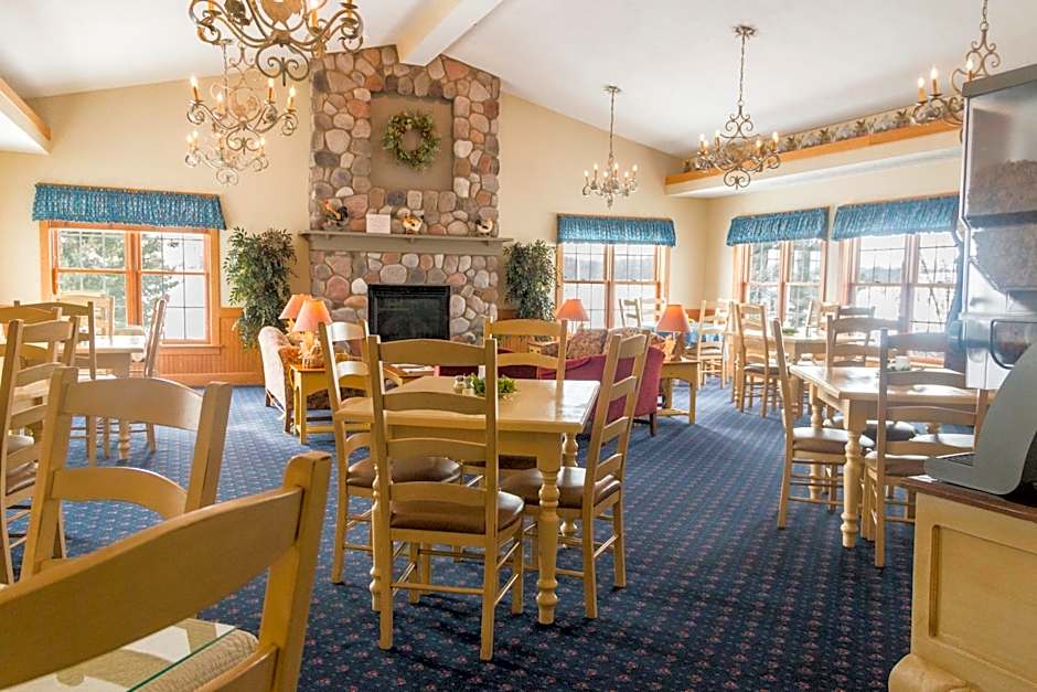 Essenhaus Inn & Conf. Center