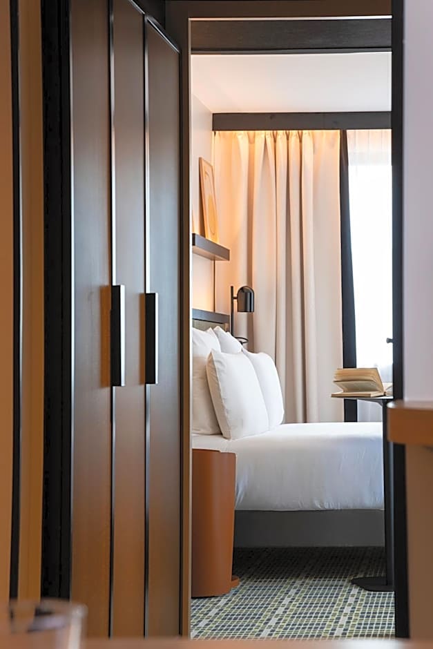 Mercure Paris Bercy Bibliotheque