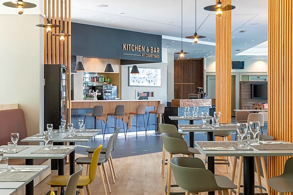 Courtyard by Marriott Paris Saint Denis