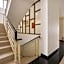 Townhouse Oak Hotel Niaga Surabaya