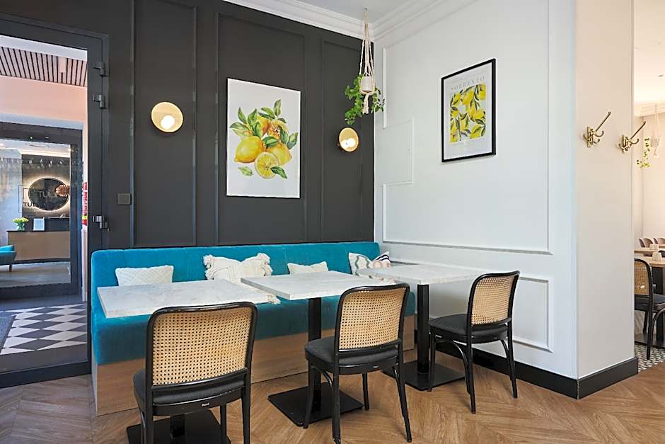 Tulip Hotels & Residences Warsaw Targowa