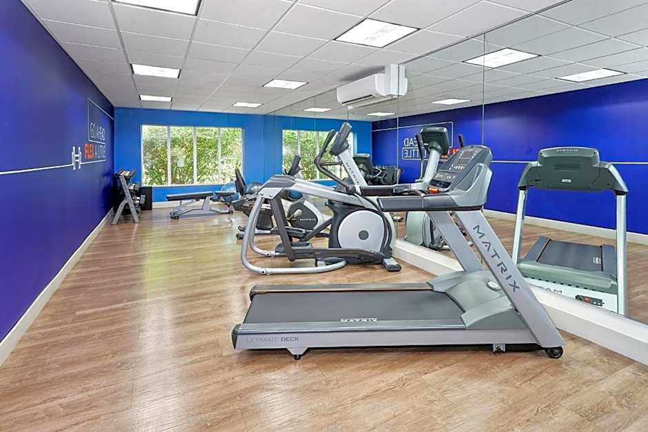 Holiday Inn Express Hotel & Suites Urbana-Champaign-U of I Area By IHG