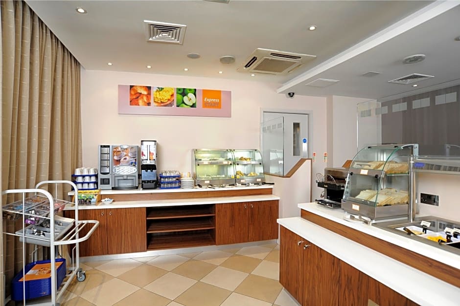 Holiday Inn Express Crewe