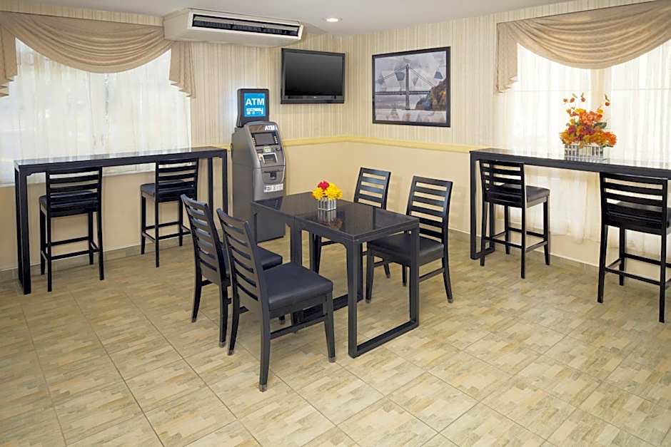 Skyview Motel
