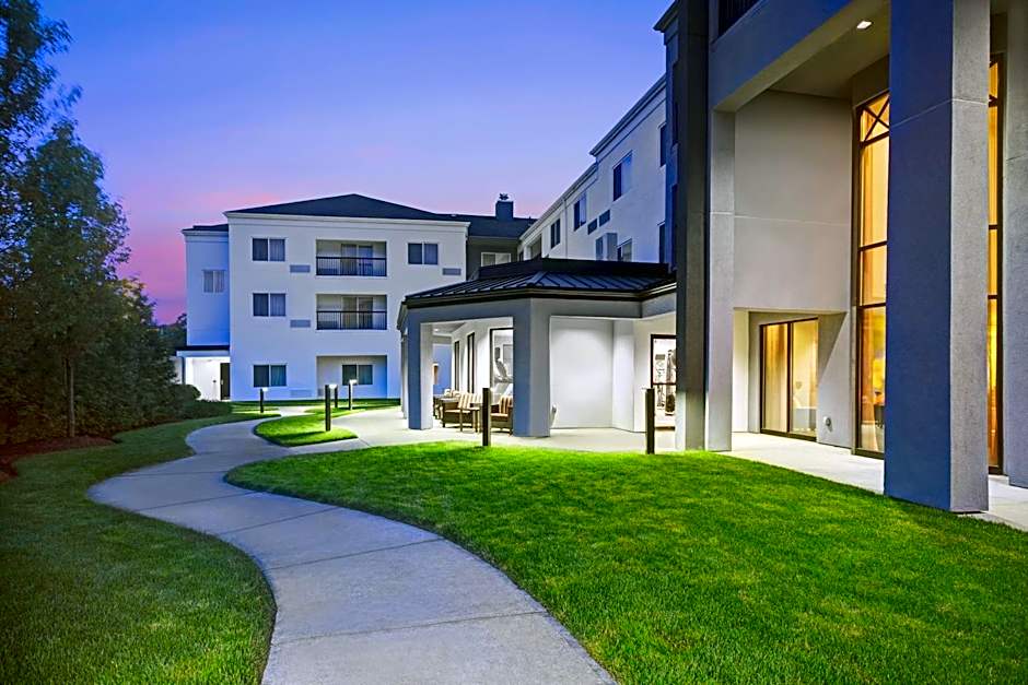Courtyard by Marriott Boston Raynham